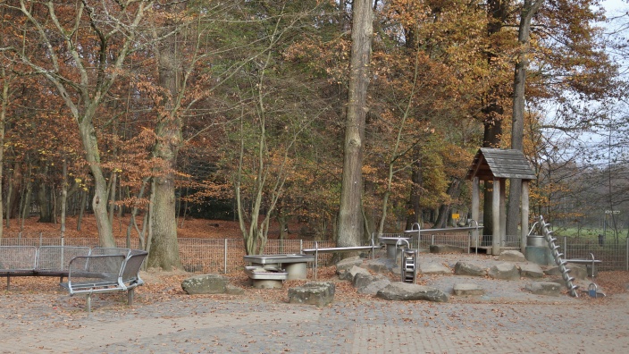 Beispielhaft: Spielplatz Burg Wissem mit überörtlicher Attraktivität